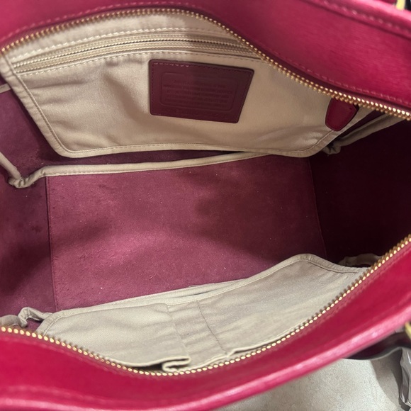 NEW Burgundy Coach Saffiano Leather City Tote Bag - Picture 10 of 16